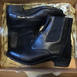 Ariat Heritage zippered boots
